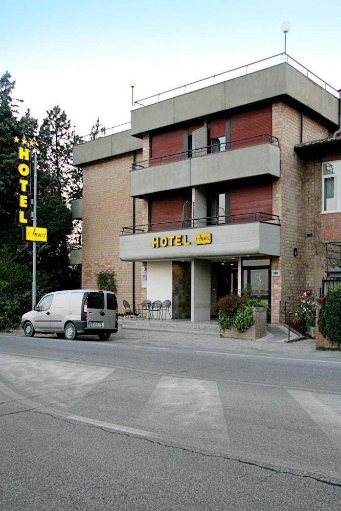 Anna Nord Hotel 3*